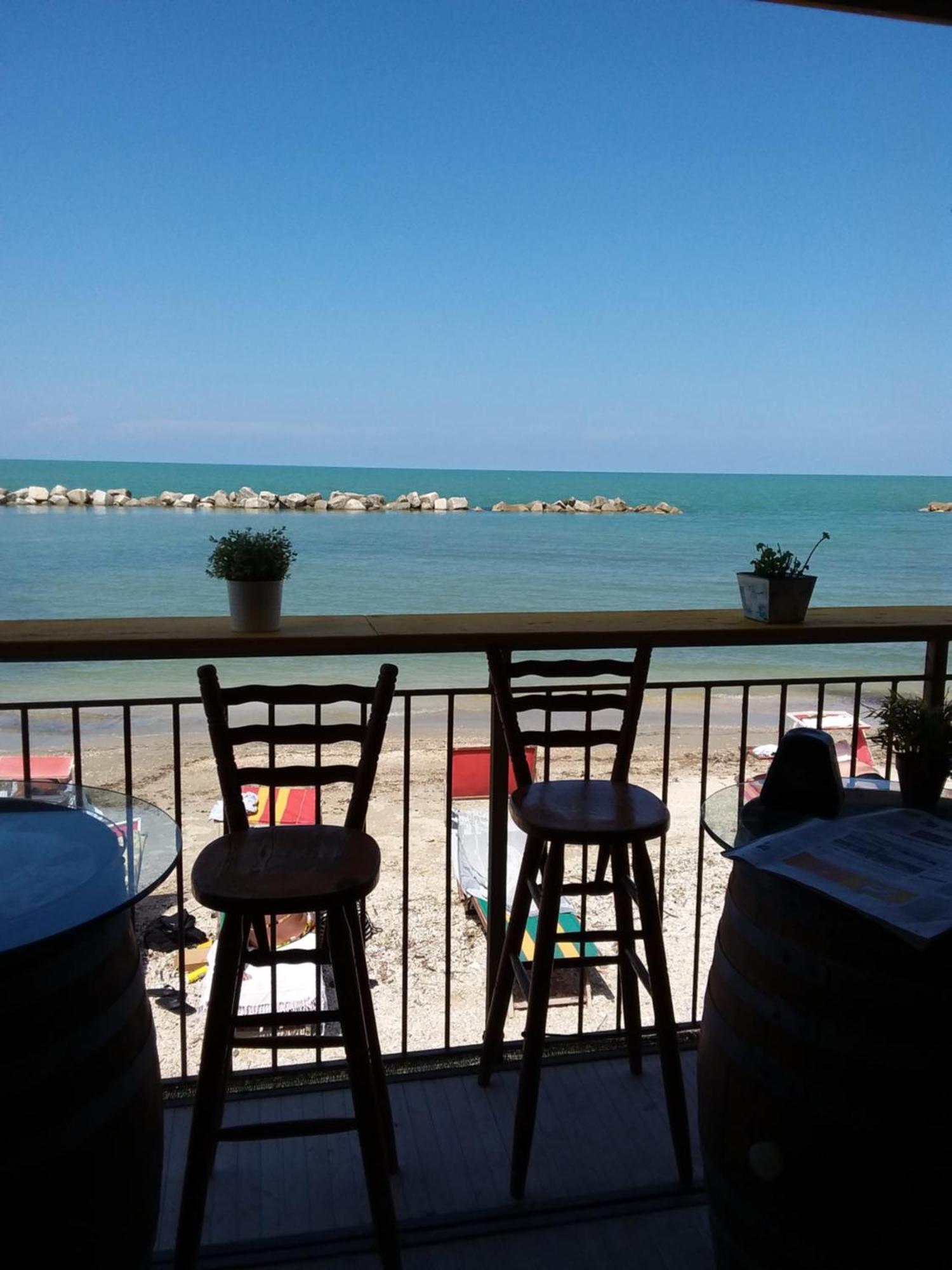 Acquamarina B&B Casa Vacanze Marina di Montemarciano Exterior foto